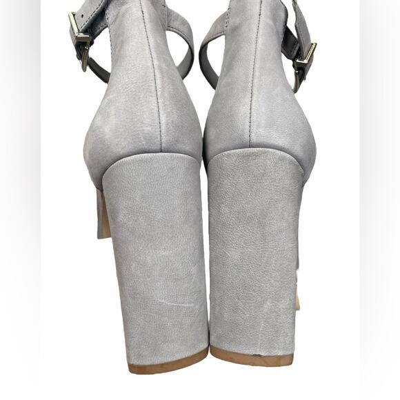 Gianni Bini Kehlani 3D Floral Suede Leather Heeled Sandal Women’s Size 8.5M Grey - Picture 7 of 11